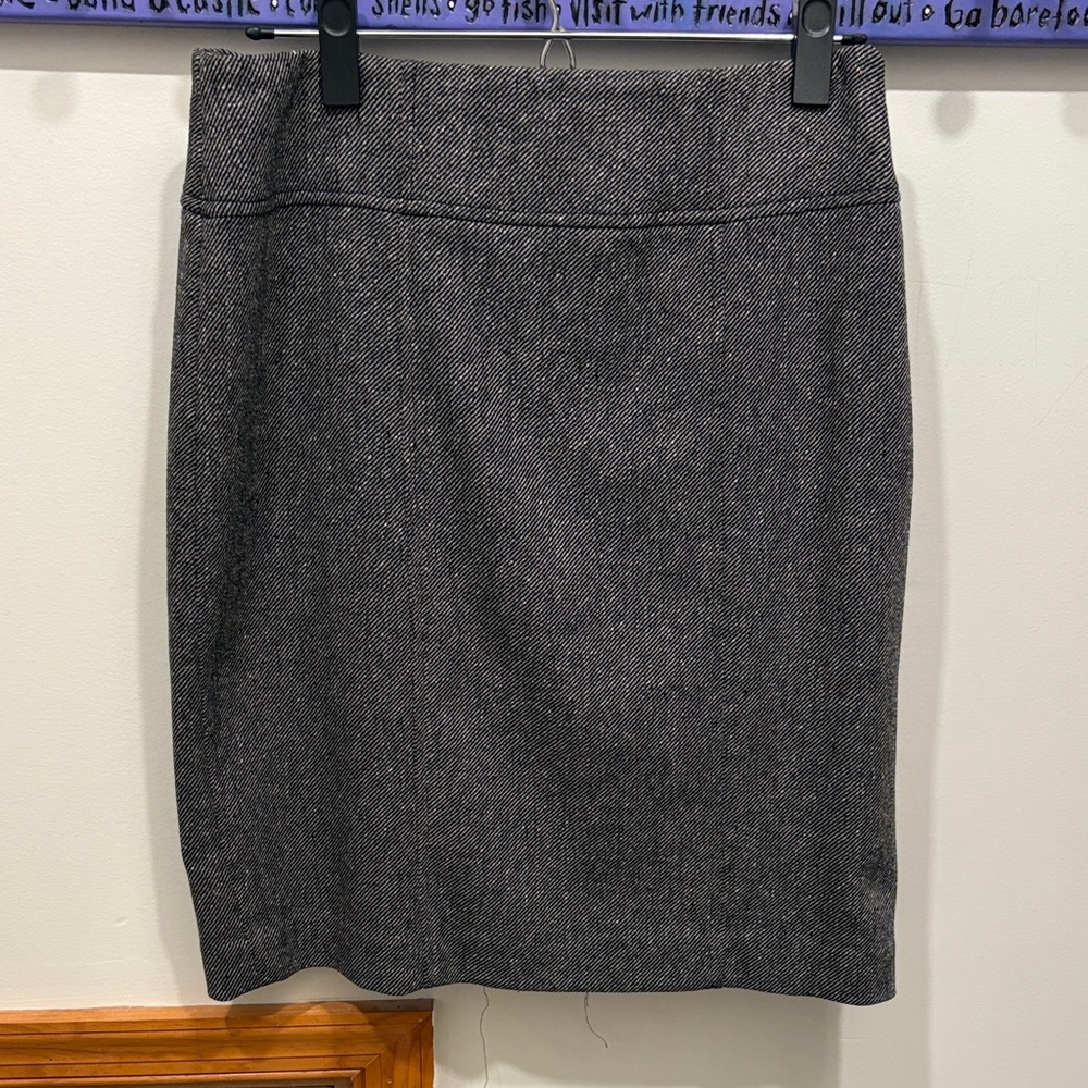 Banana Republic Charcoal Pencil Skirt